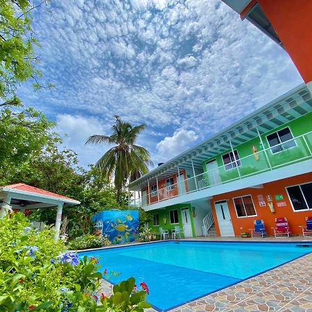 Apartamento Miss Brigida San Andrés Exterior photo
