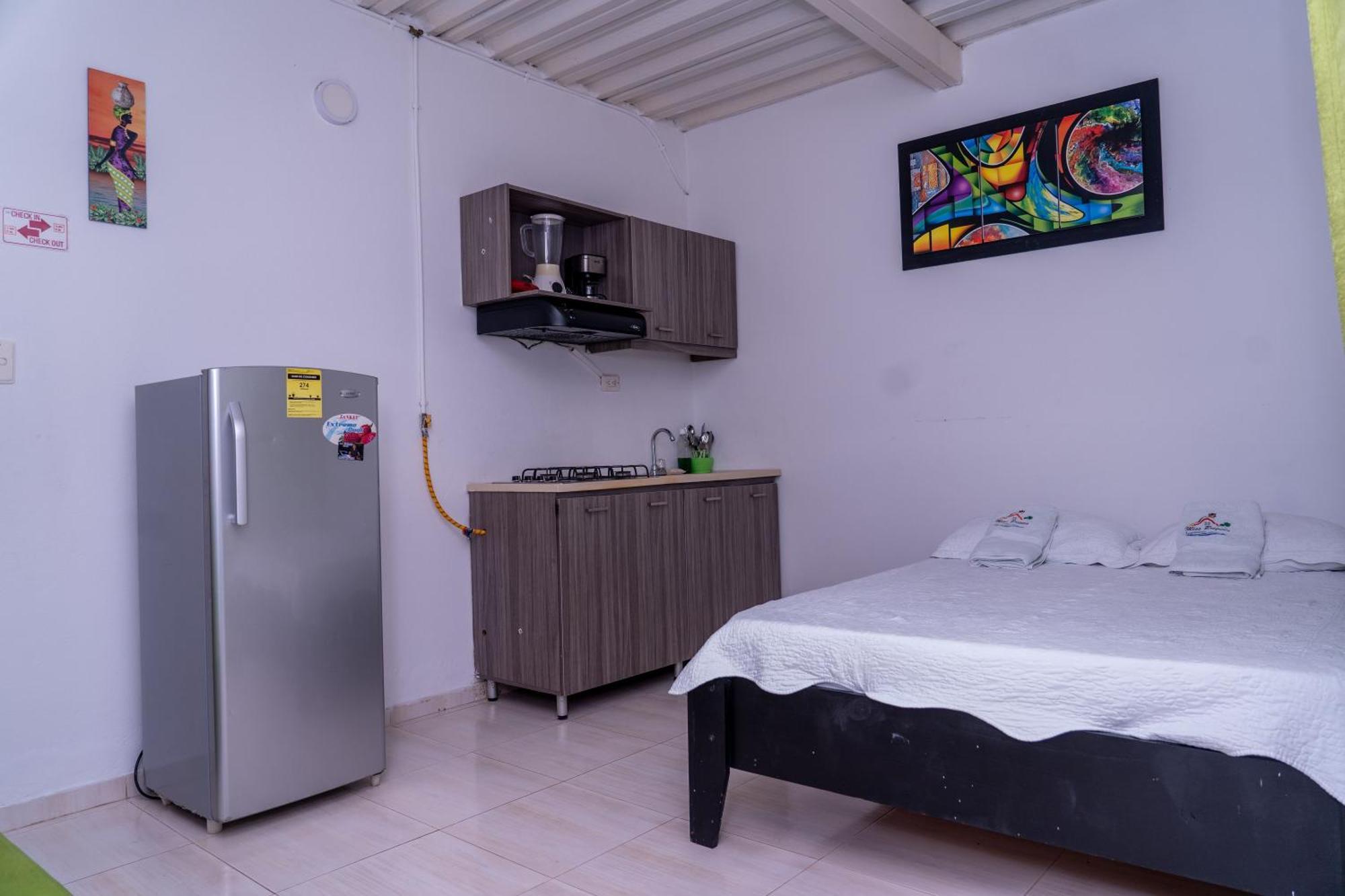 Apartamento Miss Brigida San Andrés Exterior photo